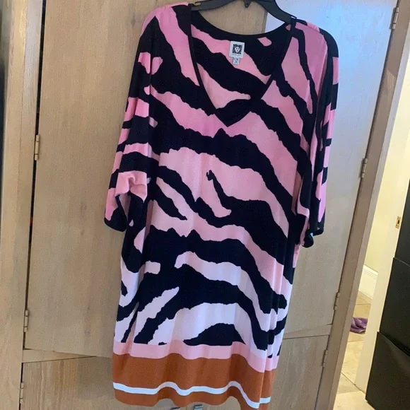 Anne Klein Top L/XL Pink Animal Print Long Top vintage Shirt - Picture 1 of 8